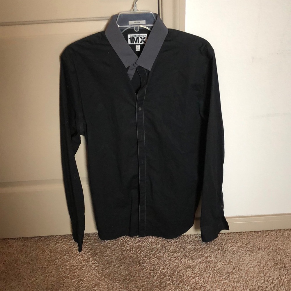 Express 1MX Button Down